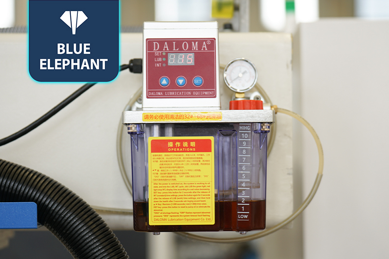 門墻柜一體機(jī)